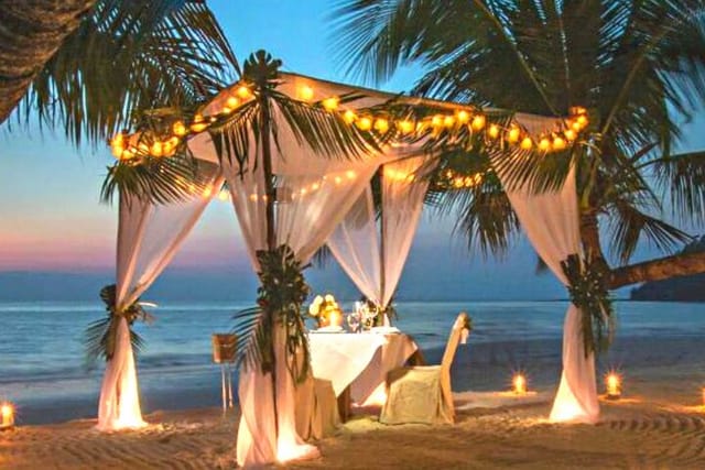 romantic-dinner-on-a-private-beach-in-dubai-with-hotel-pick-up_1